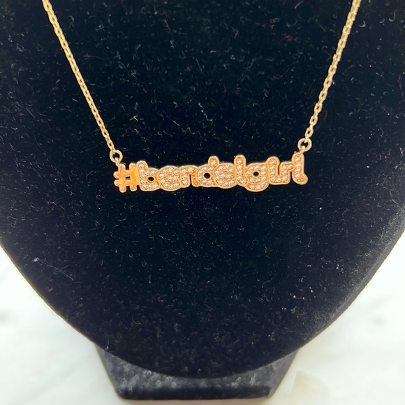 henri bendel Jewelry - HENRI BENDEL RARE #BENDELGIRL GOLD TONE NECKLACE with SWAROVSKI CRYSTALS